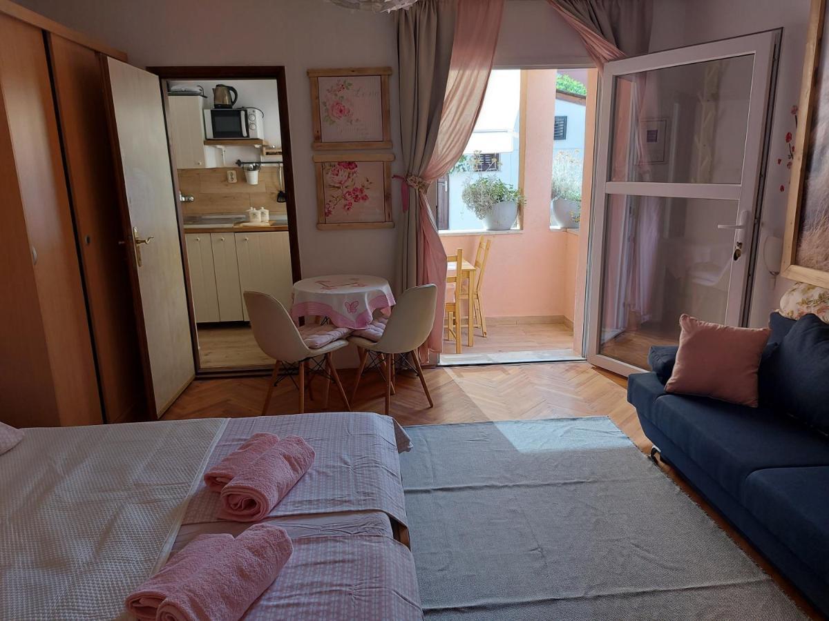 Apartments Garden Rovinj Exterior photo